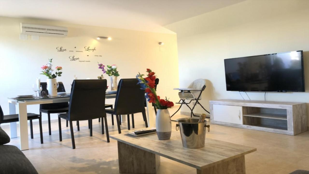 Impresionante Alojamiento Compuesto Por 2 Chalets Adosados De Lujo Para 14 Personas Piscina Con Circuito Spa San Jorge  Экстерьер фото